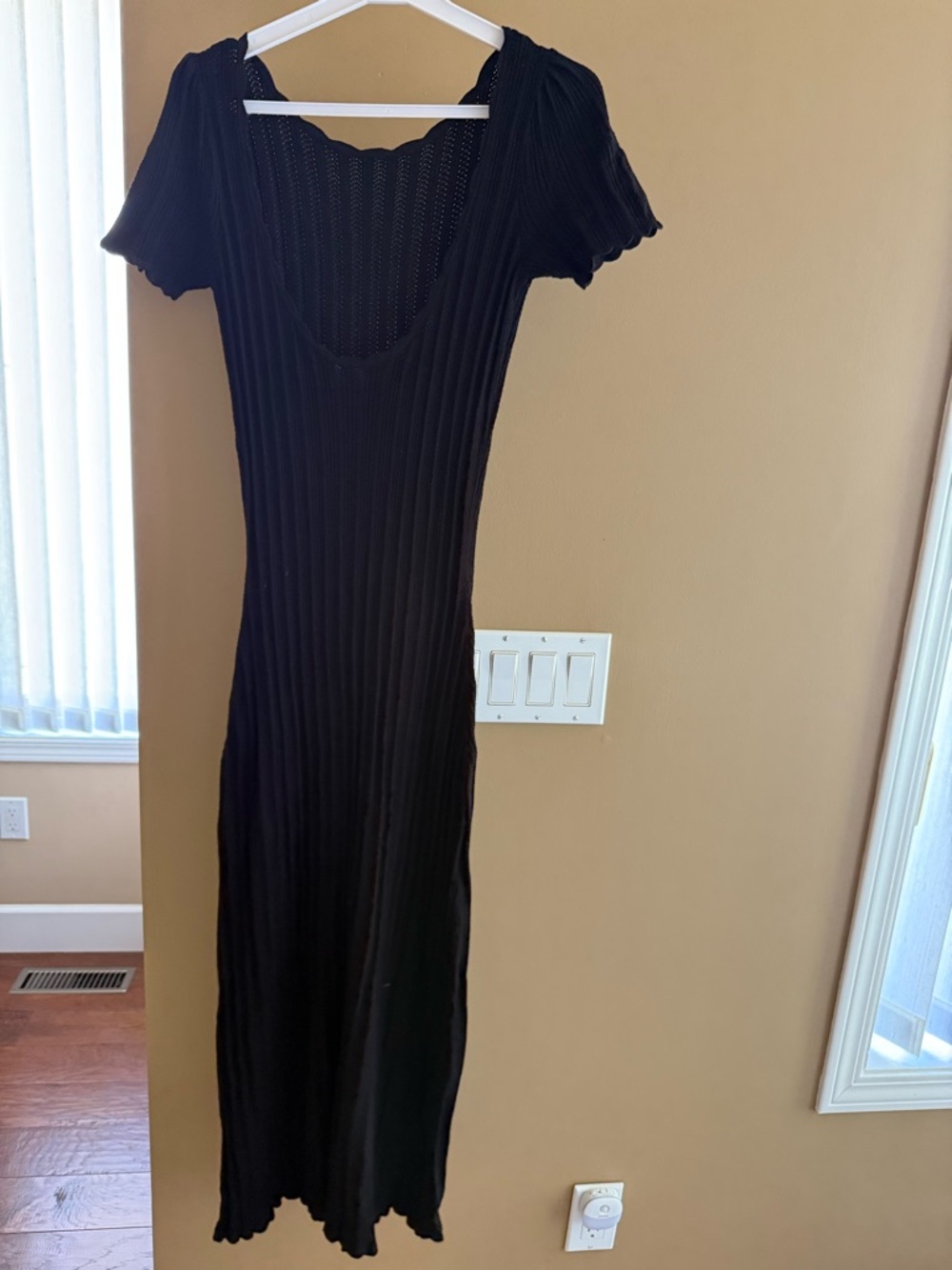 Sezane Joey ribbed knit black midi dress - Picture 4 of 6